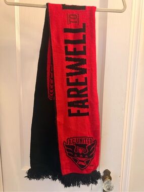 D.C. United Red & Black Farewell to RFK Stadium Reversible Knit Scarf